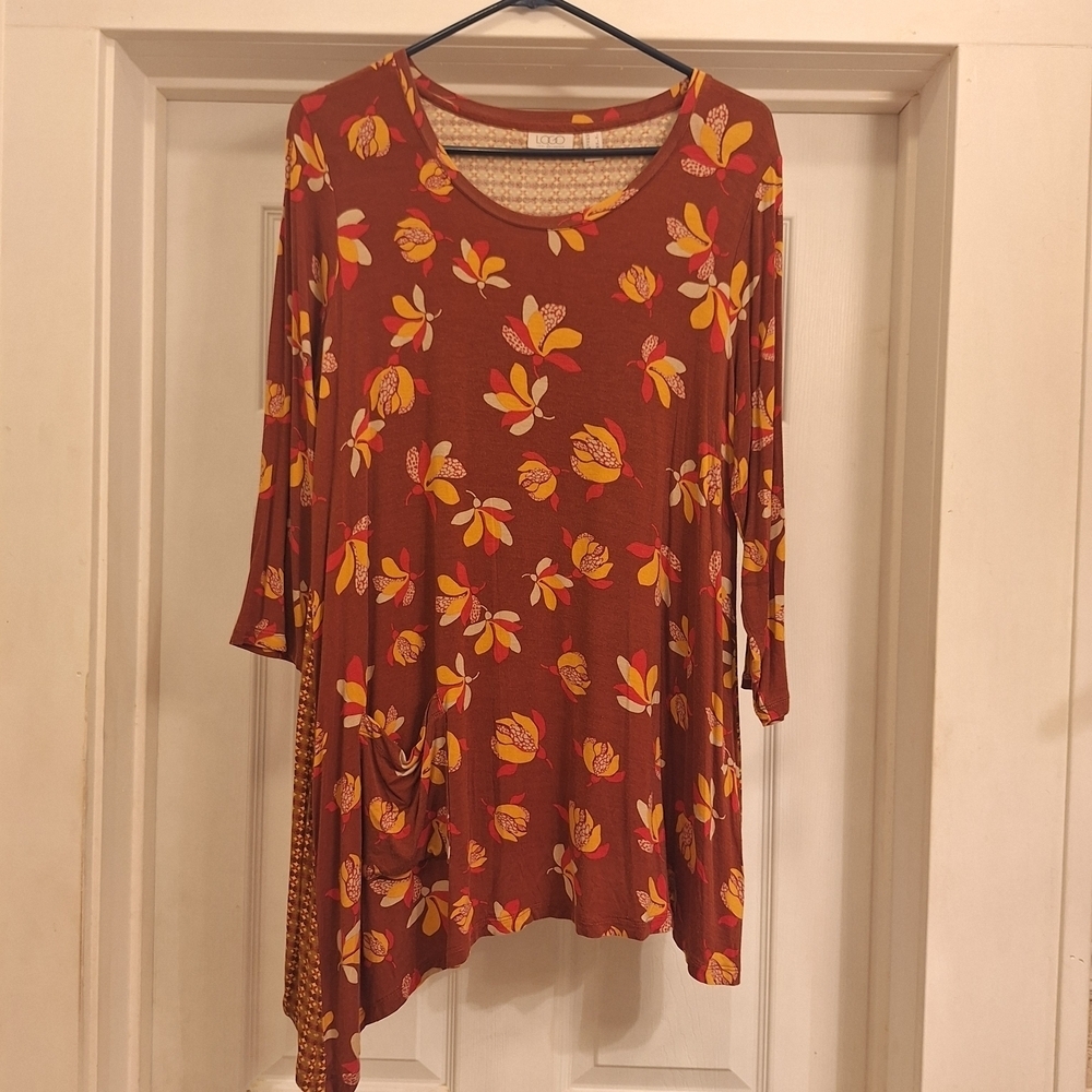LOGO by Lori Goldstein Autumn Floral Tunic Top Size Large